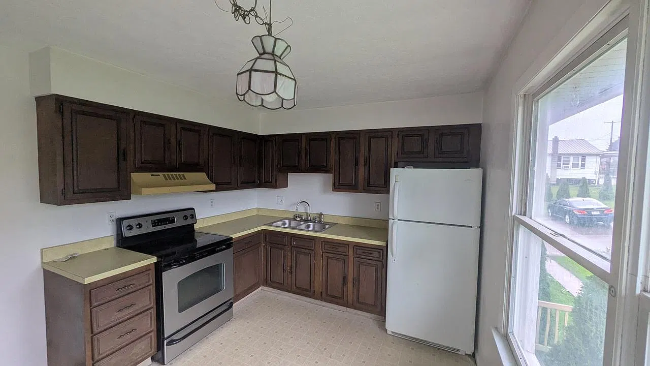 2 bed, 750 sqft, $1,200 — Photo 2