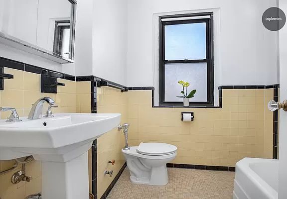 5th image of 609 W 114th St APT 67