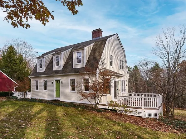 22 Village Hill Rd, Williamsburg, MA 01096