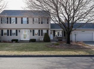 75 Christopher Ln, Feeding Hills, MA 01030