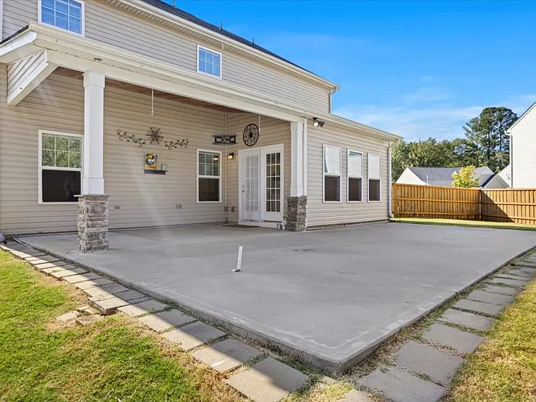 120 Thames Valley Dr — Photo 23