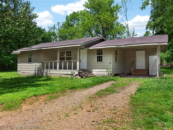 908 E 1st St, Hartford, AR 72938