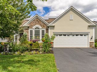 10 Fawnhollow Ln, Manchester Township, NJ 08759