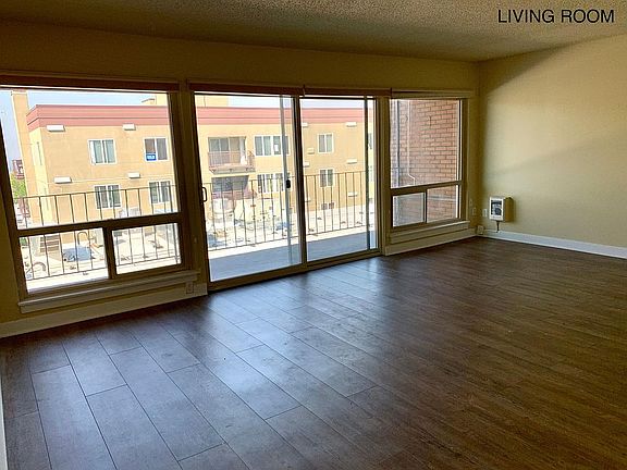 5th image of 119 Harvard Ave E #1B-1Ba-750Sqft