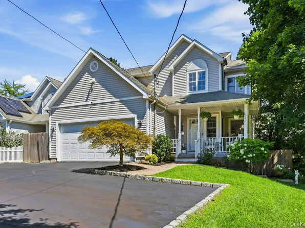 627 Main Street, Northport, NY 11768
