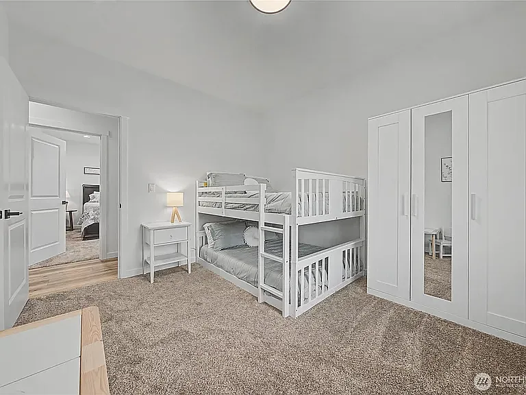 6697 Club House Dr SE — Photo 7