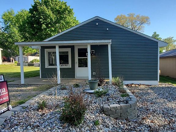 3rd image of 5037 2nd St