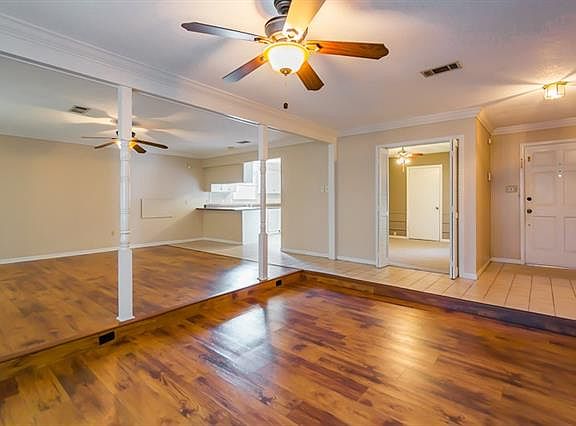 4th image of 345 Glenmeade Ct