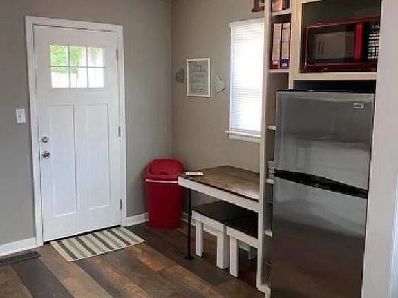 2nd image of 227 Nawaka Ave