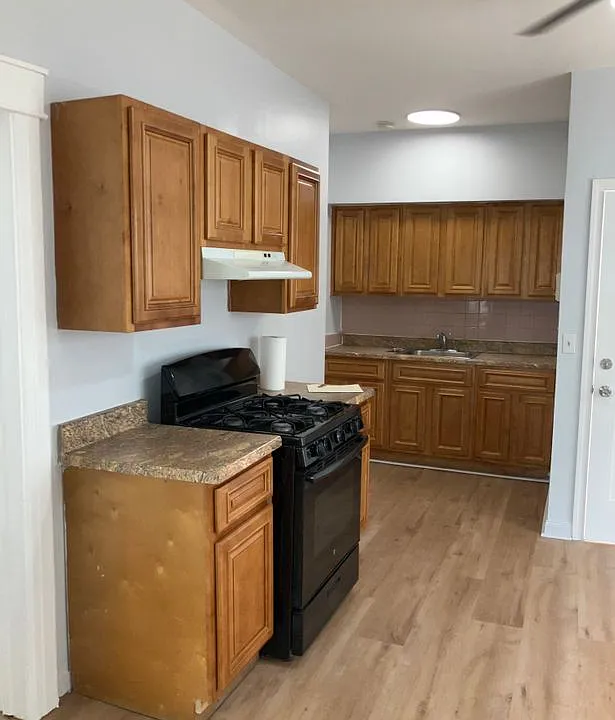132 W 19th St