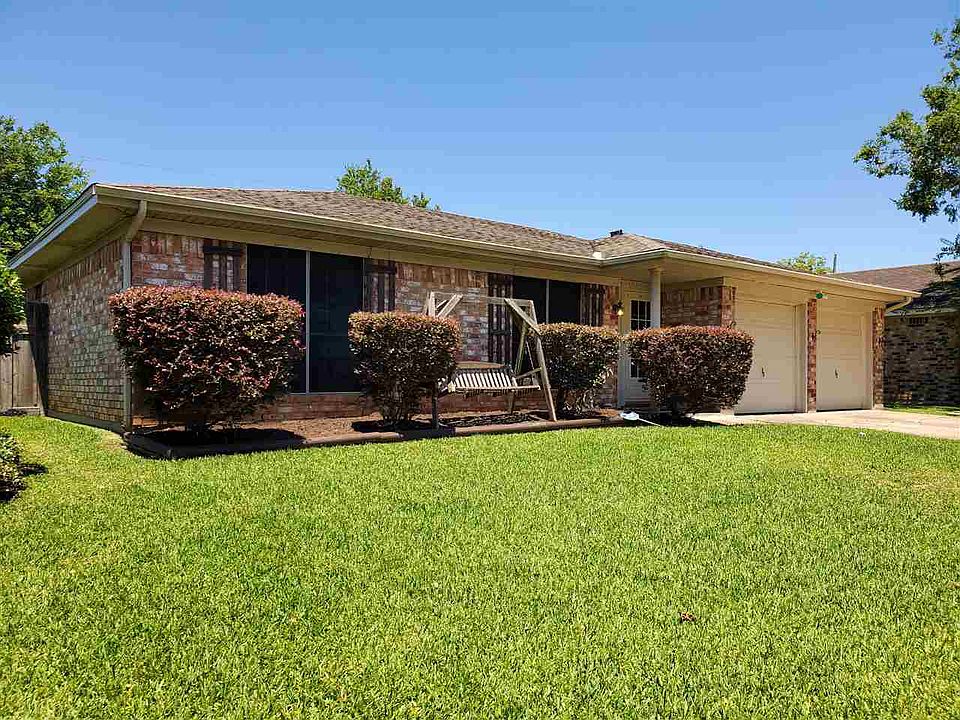 1st image of 2050 Monica St
