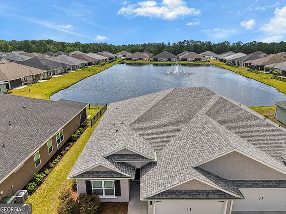 3rd image of 108 Richard Lee Dr