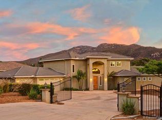 12575 Campo Rd, Spring Valley, CA 91978