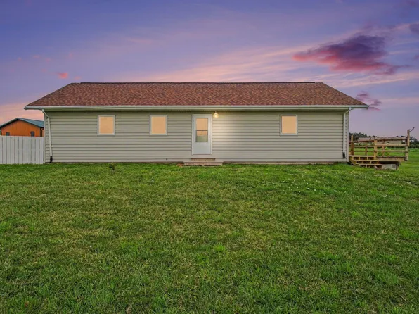 42577 Song Bird Rd, Tabor, SD 57063