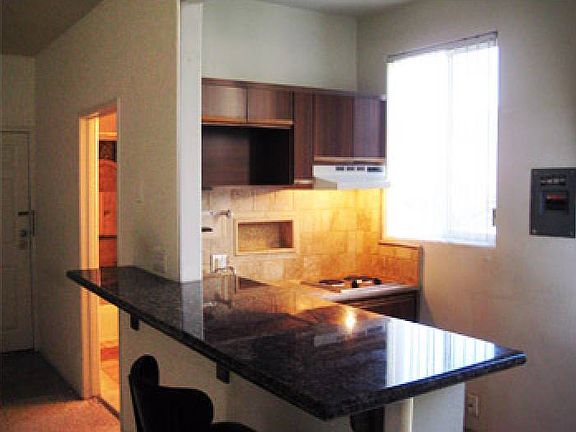 Kitchen With Bar Counter