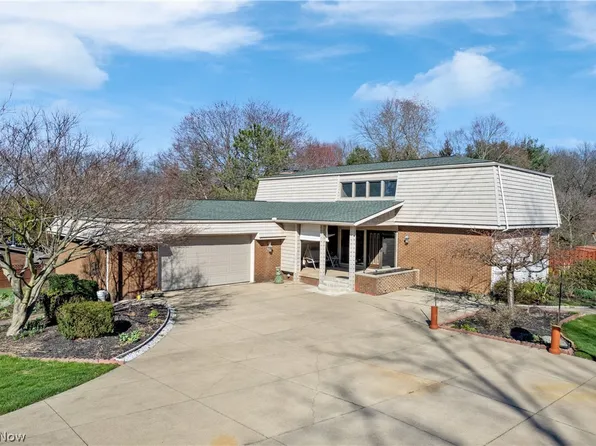 5291 Arlington Rd, North Canton, OH 44720