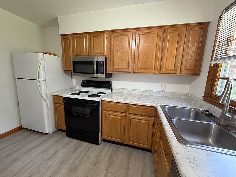5045 Flamingo Rd — Photo 5
