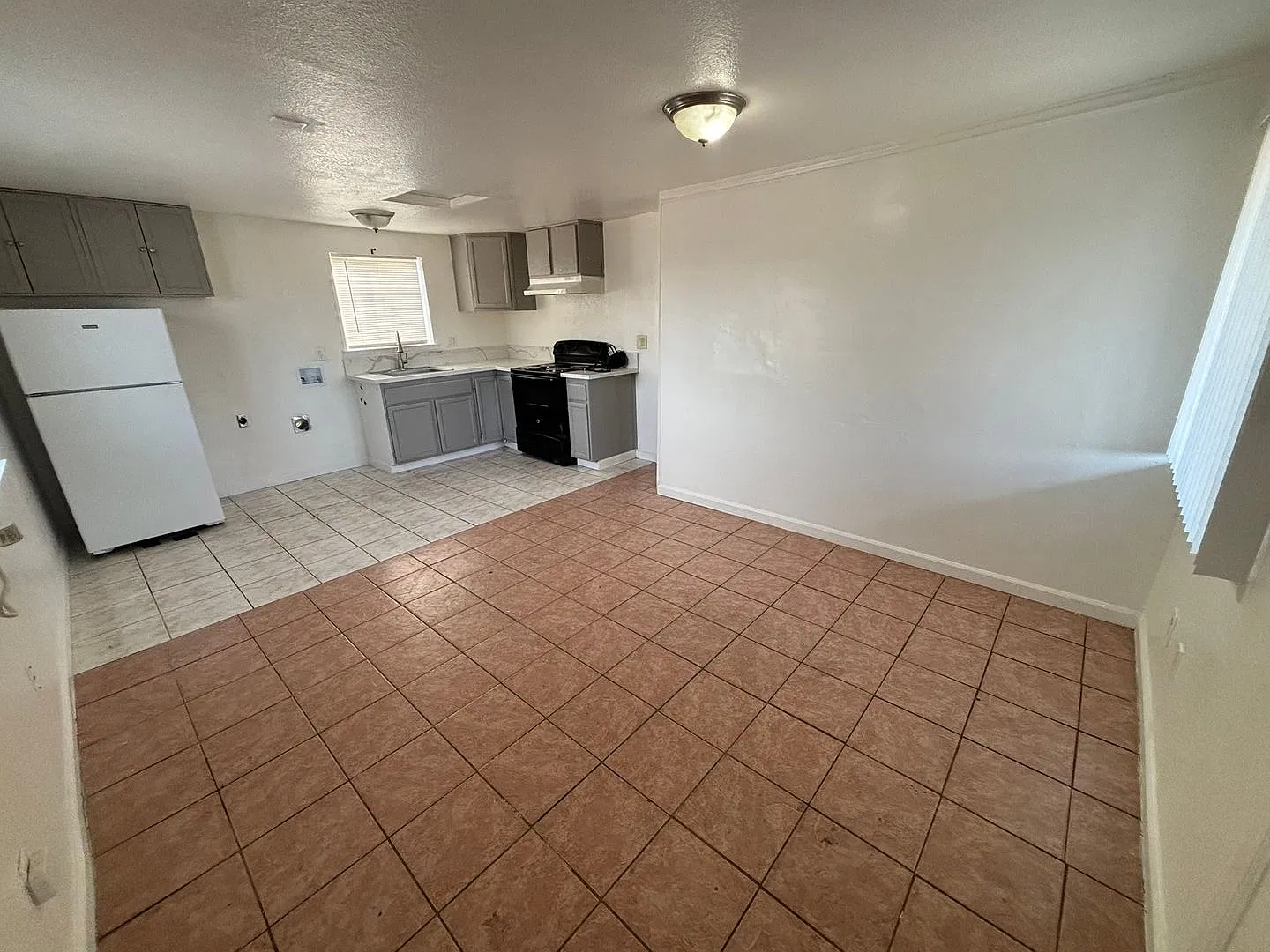SAC T 5801 — Photo 3