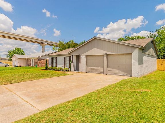 3rd image of 1409 Terbet Ln