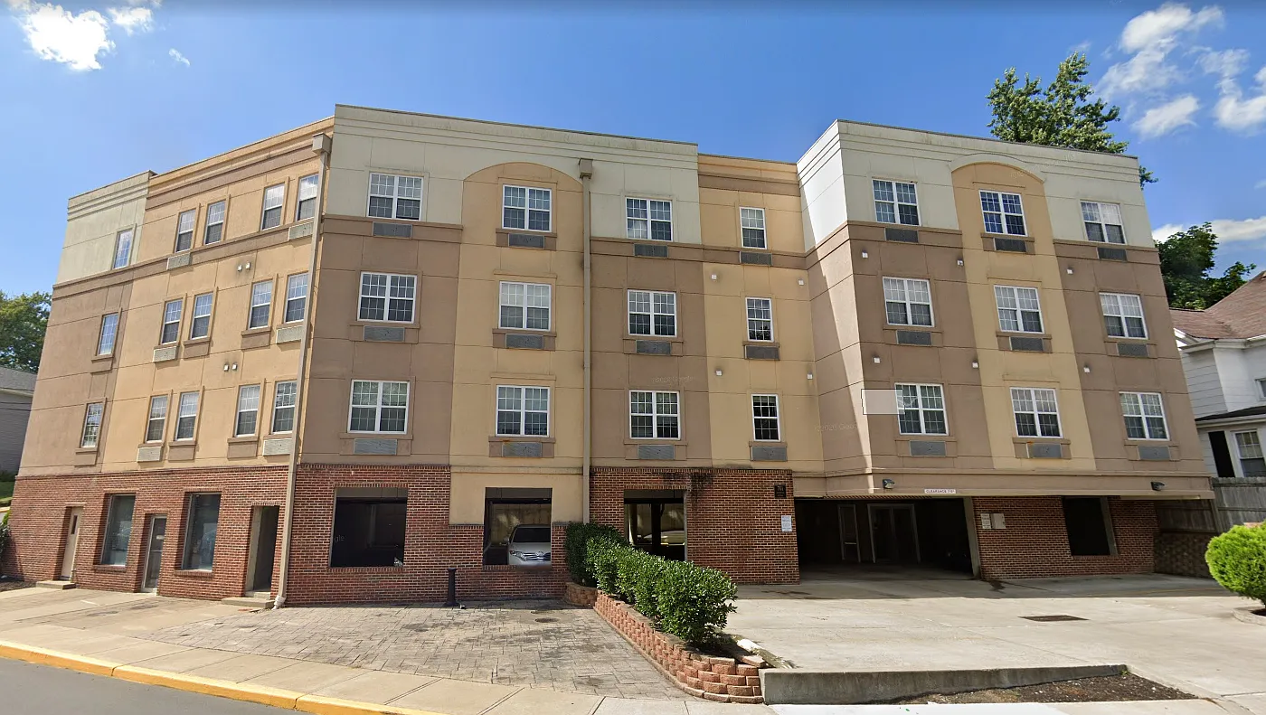 701 Richwood Ave — Photo 1