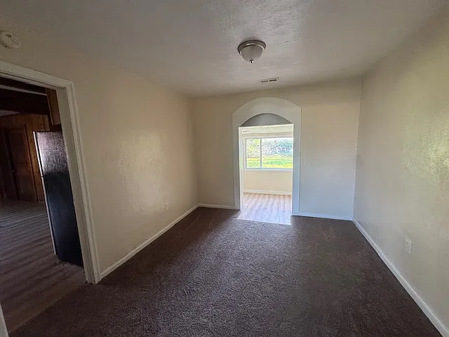 3 bed, 1366 sqft, $1,850 — Photo 3