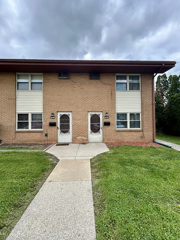 Building Photo - 783 N Macomb St