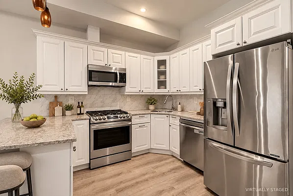 Kitchen, photo 1