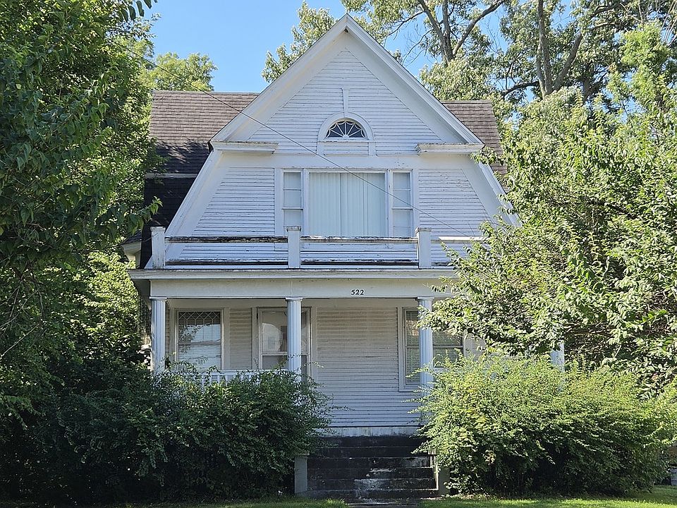 1st image of 522 E Main St