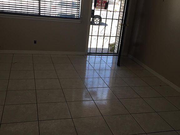 2nd image of 9525 Montwood Dr