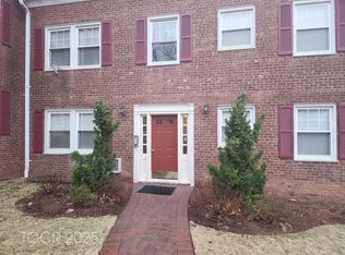 490 Beverly Rd #C2, Teaneck, NJ 07666