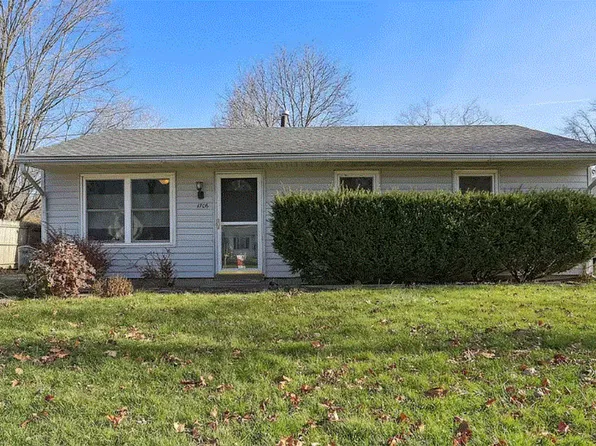 1706 Parkside Ter, Champaign, IL 61821