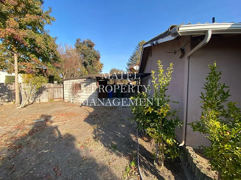 630 Newcomb Ave — Photo 18