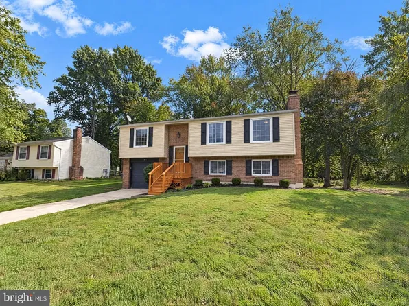3102 Knolewater Ct, Waldorf, MD 20602