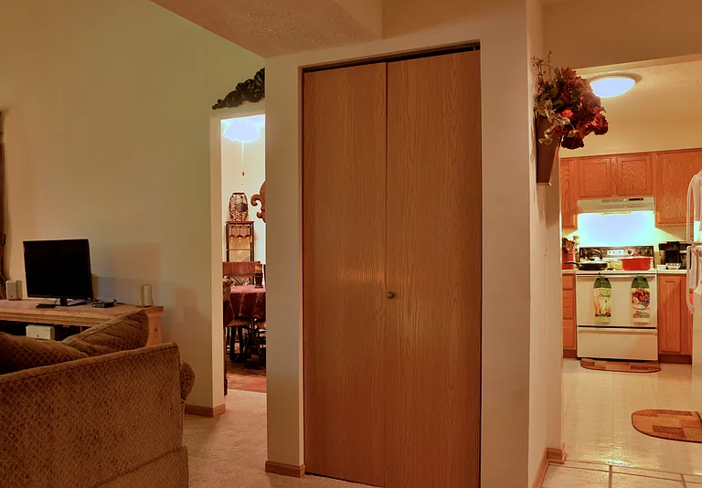 Lake Candlewood Apartments — Photo 52