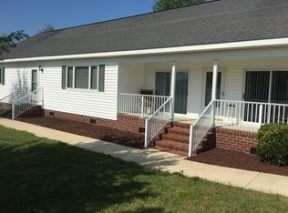 834 Chase Dr, Kinston, NC 28504