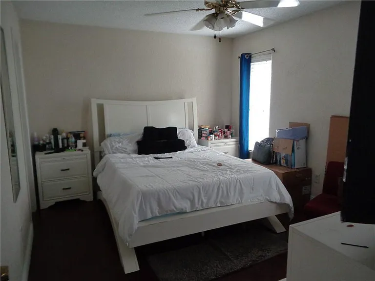 9571 Sunset Strip — Photo 2