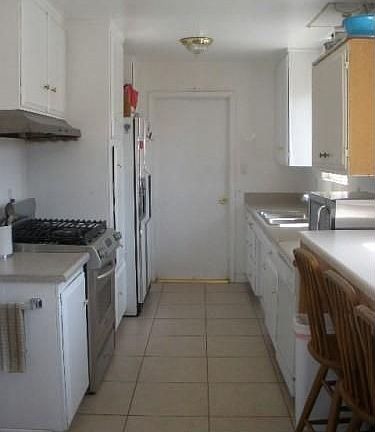 4th image of 3265 Curt Dr