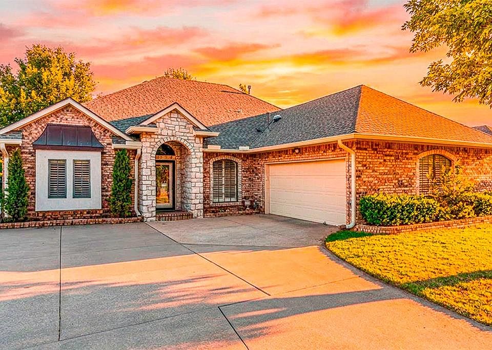 1st image of 16024 Traditions Blvd