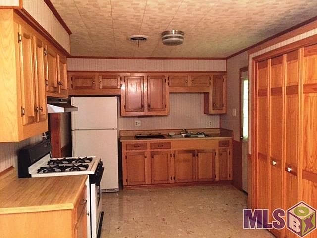 2nd image of 13329 Leah St