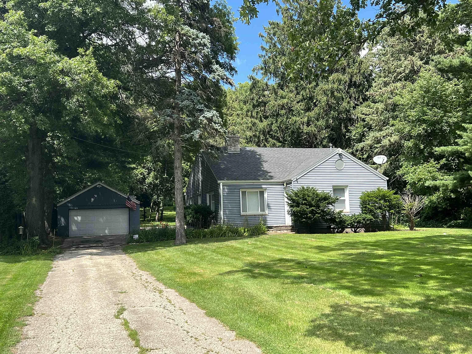 5708 Newburg Rd photo 1