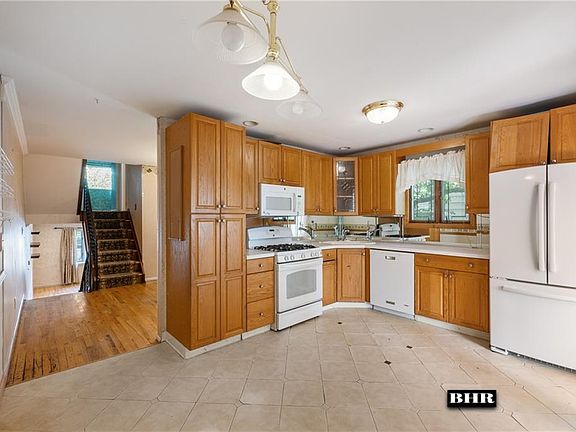 4th image of 289 Abingdon Ave