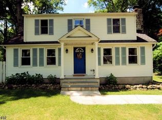 837 Warwick Tpke, Hewitt, NJ 07421
