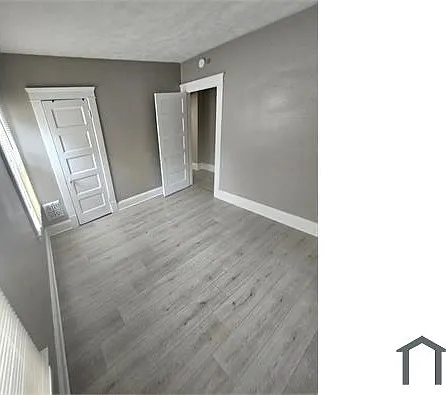 10317 Somerset Ave #RIGHT — Photo 20