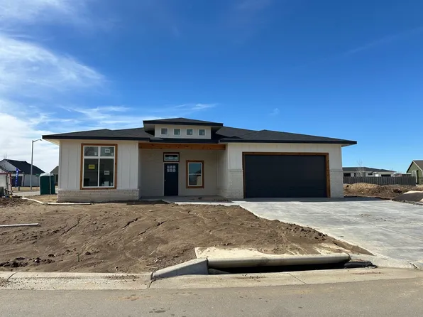 4458 N Sunny Ct, Wichita, KS 67205