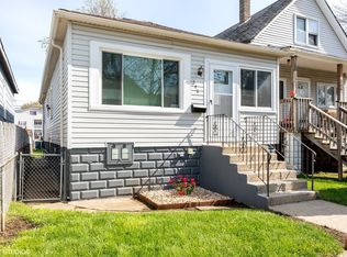 346 155th St, Calumet City, IL 60409