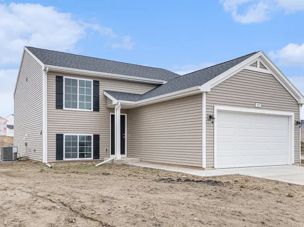127 Bellflower Dr, Michigan City, IN 46360