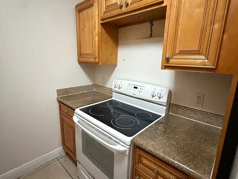 6357 SW 8th St #702 — Photo 19