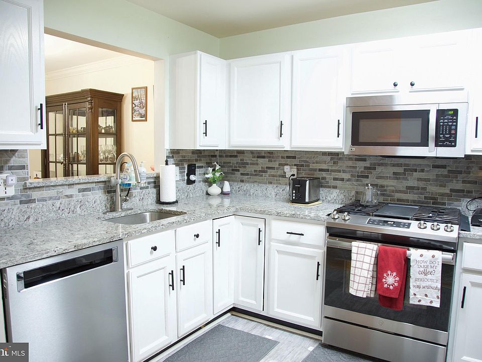 1st image of 6606 Netties Ln Unit 1305