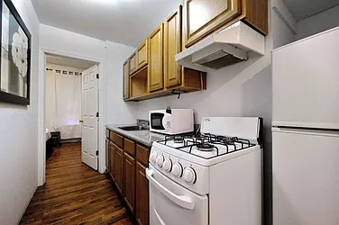 Rented by Eisenberg Exclusives