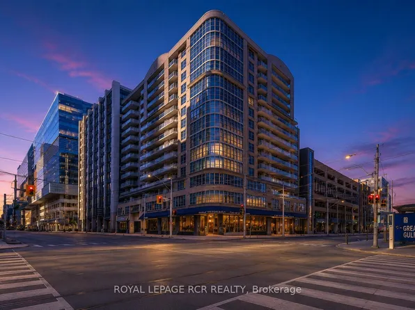 105 Victoria St #804, Toronto, ON M5C 3B4